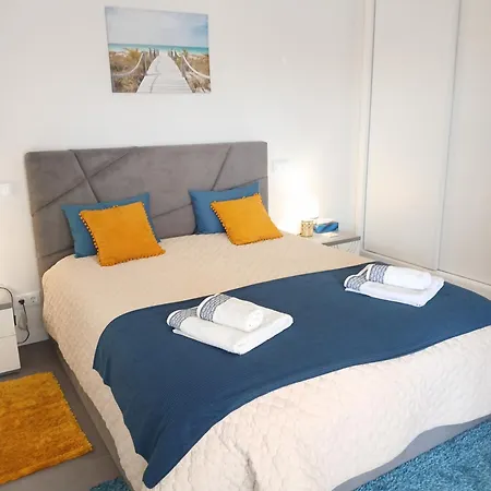 Apartment Alburvillage A - Novo Em